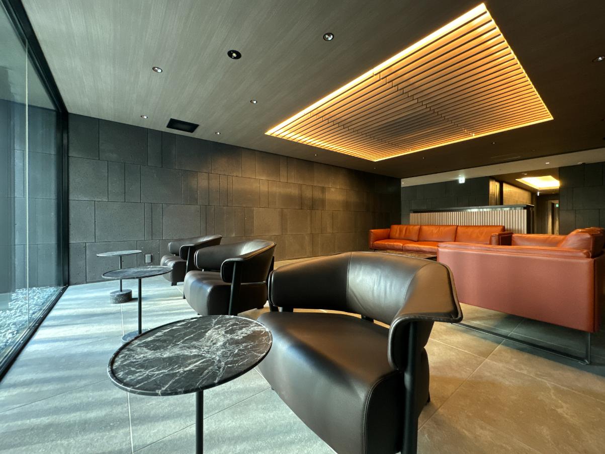The Parkhouse Yoyogi Oyama Lobby