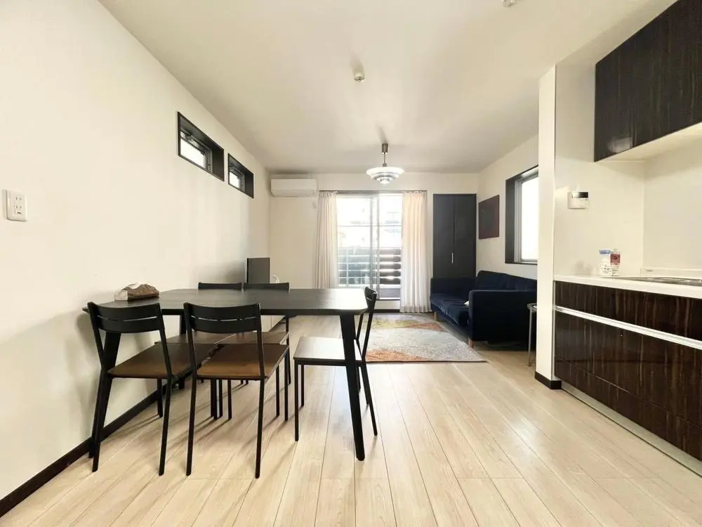 Ikebukuro house interior