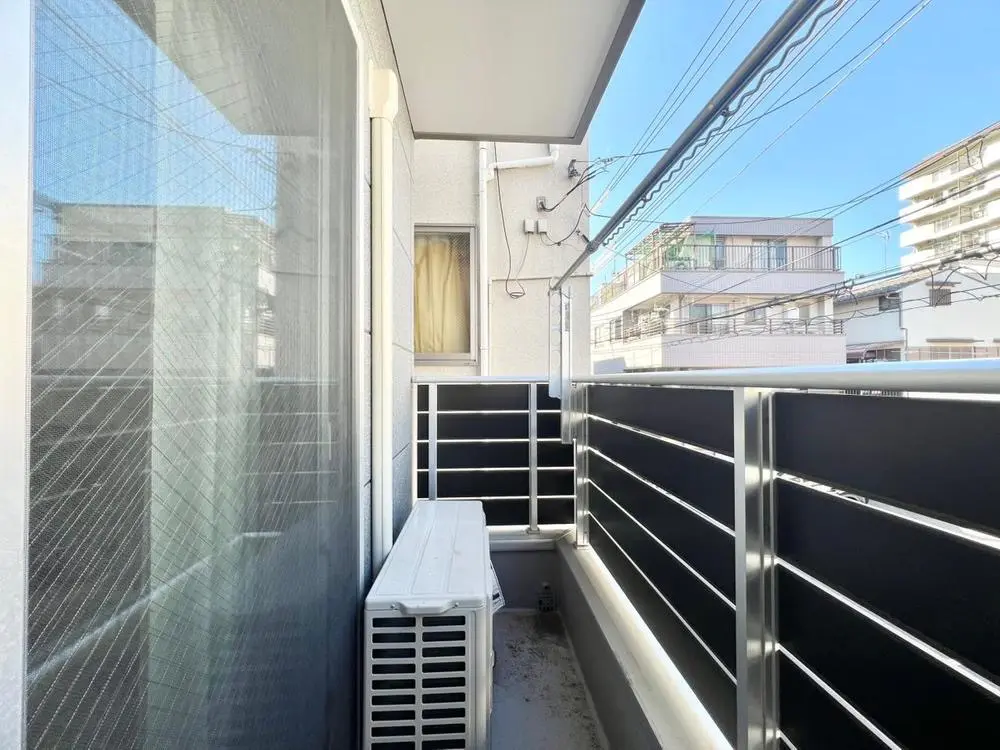 Ikebukuro house balcony with city view
